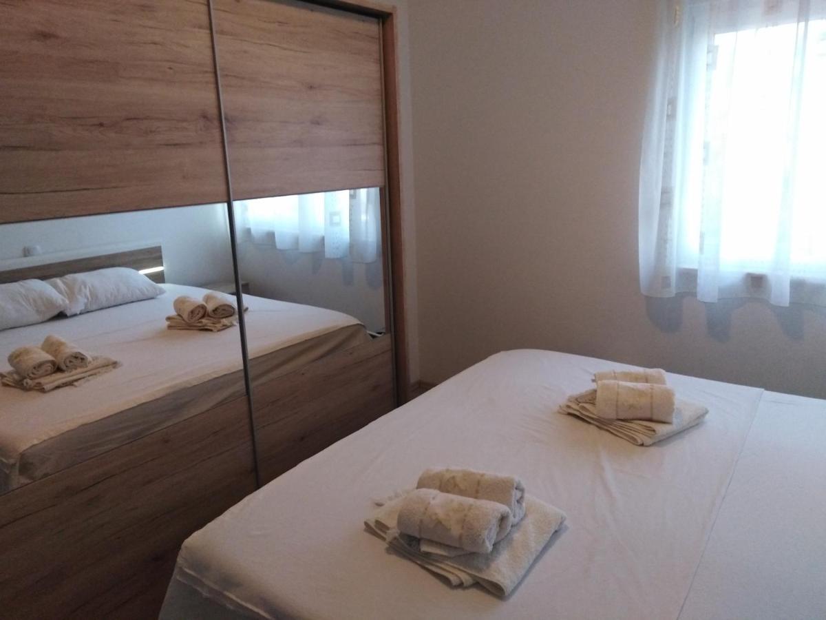 Apartman Visic 1692 Kaštela Eksteriør billede